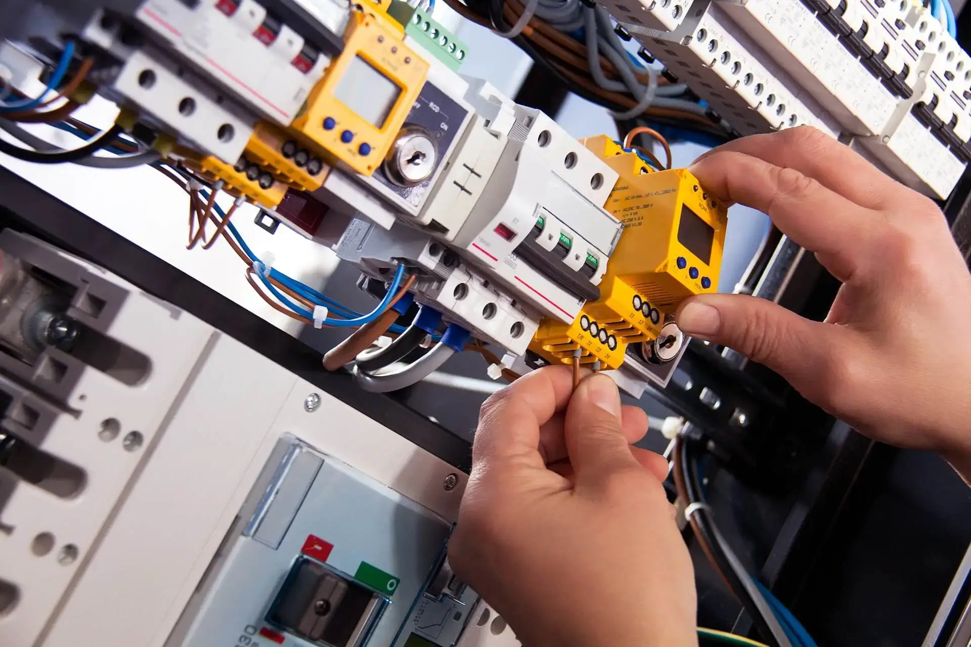 Certified electricians in Church End